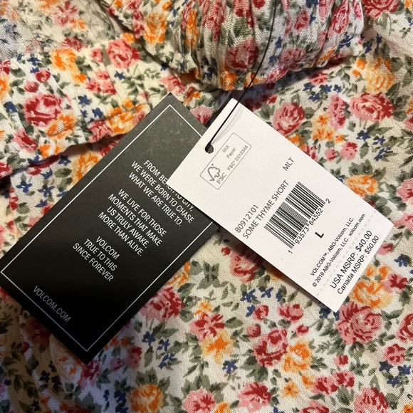 Volcom Orange & Green Floral Some Thyme Fold-over Shorts - Picture 5 of 5